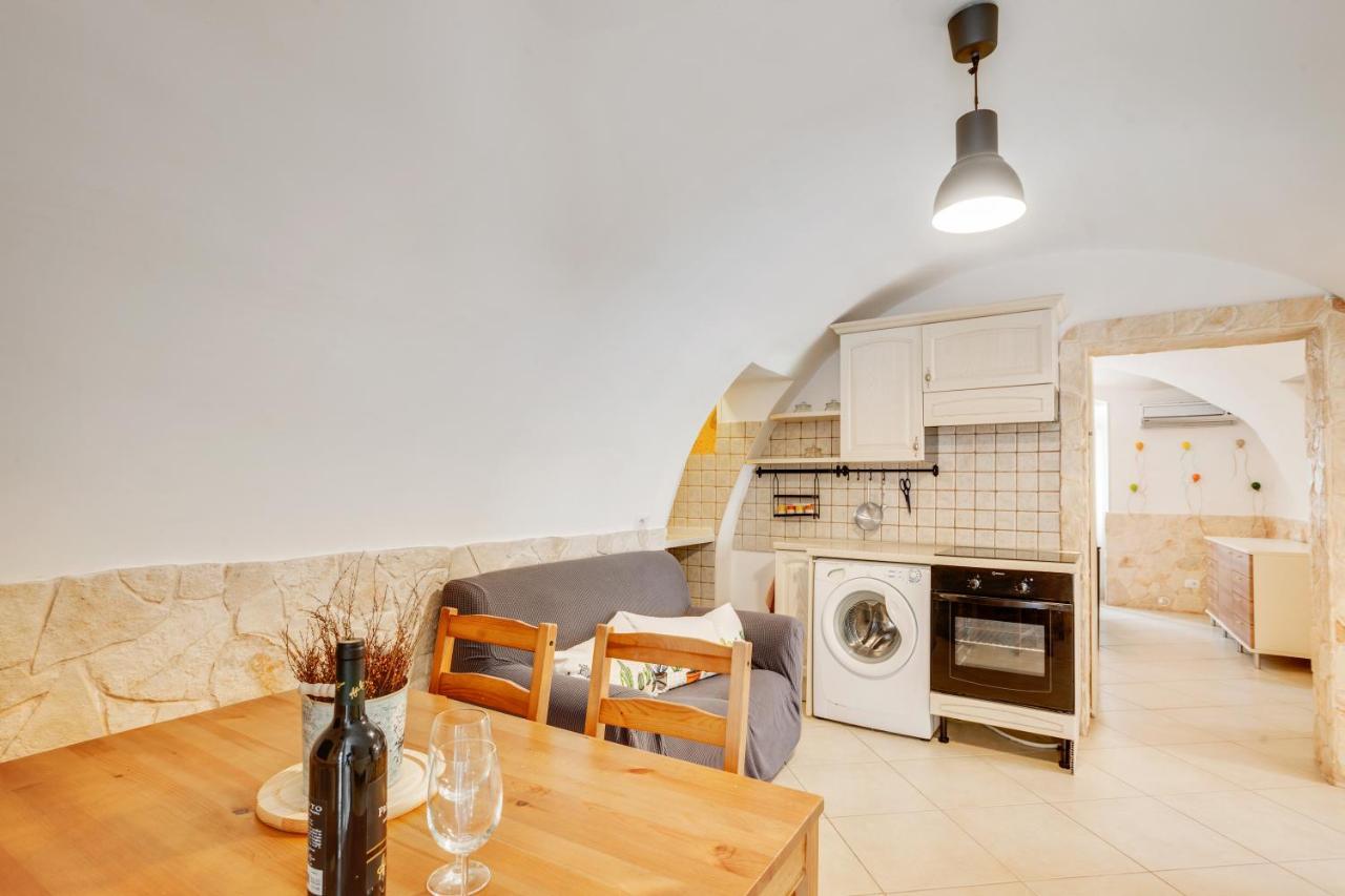 La Chicca Historic Center Beautiful Flat Apartment Monopoli Bagian luar foto
