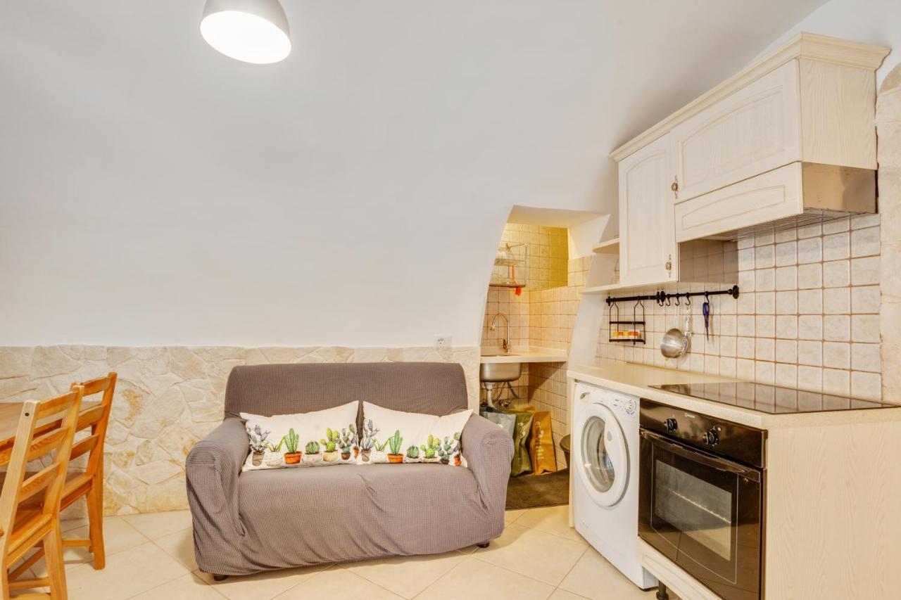 La Chicca Historic Center Beautiful Flat Apartment Monopoli Bagian luar foto