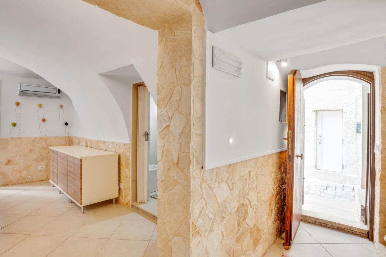 La Chicca Historic Center Beautiful Flat Apartment Monopoli Bagian luar foto