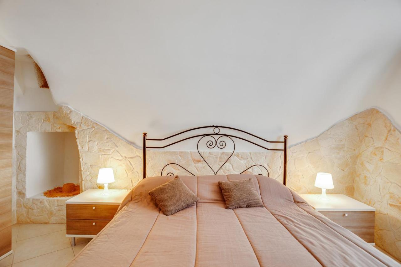 La Chicca Historic Center Beautiful Flat Apartment Monopoli Bagian luar foto