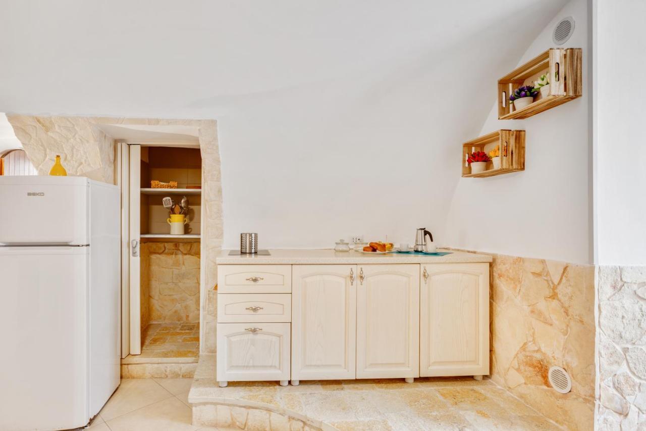La Chicca Historic Center Beautiful Flat Apartment Monopoli Bagian luar foto