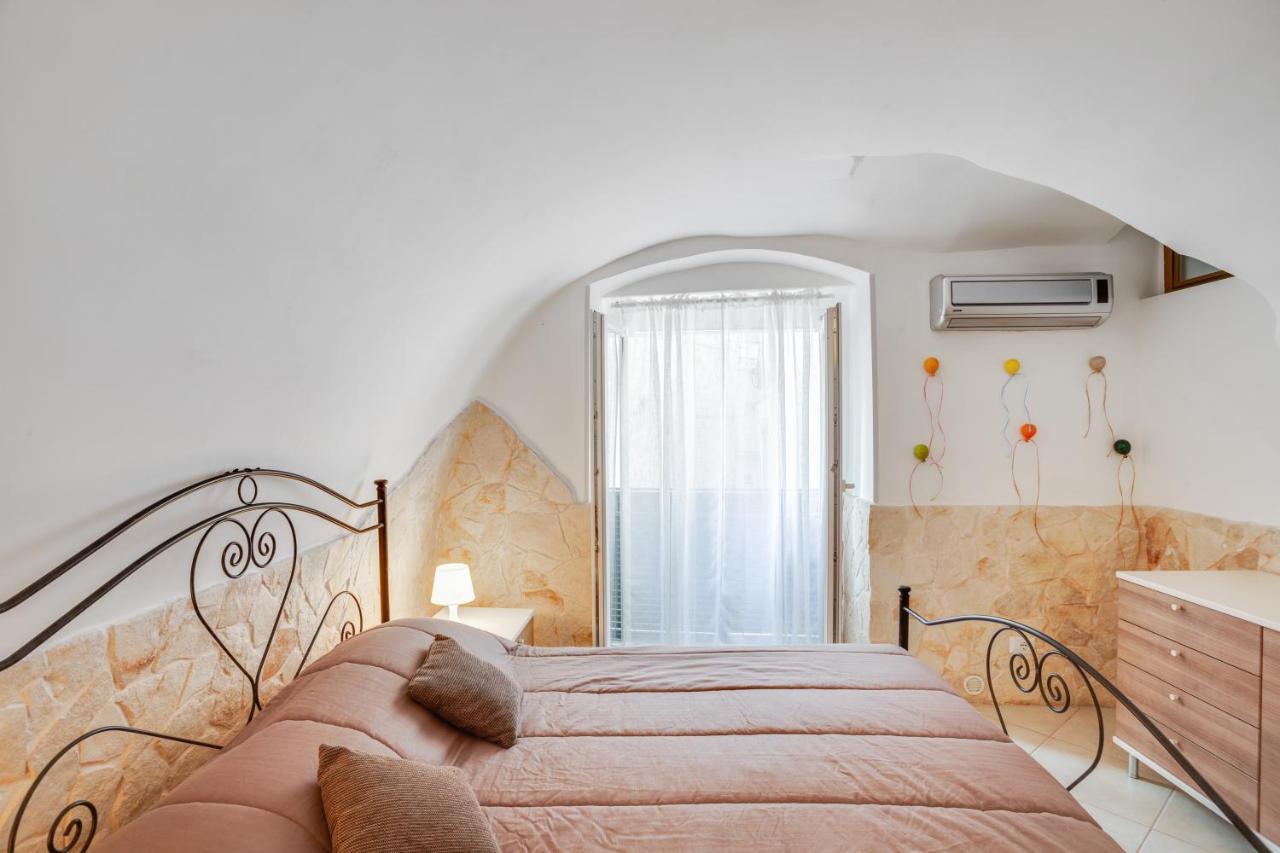 La Chicca Historic Center Beautiful Flat Apartment Monopoli Bagian luar foto