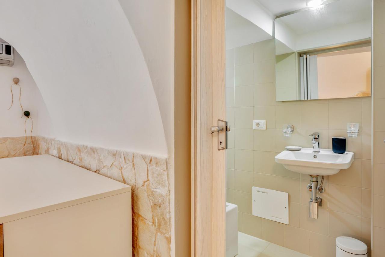 La Chicca Historic Center Beautiful Flat Apartment Monopoli Bagian luar foto